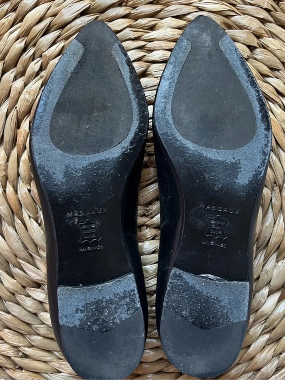 Margaux sleek pointed
